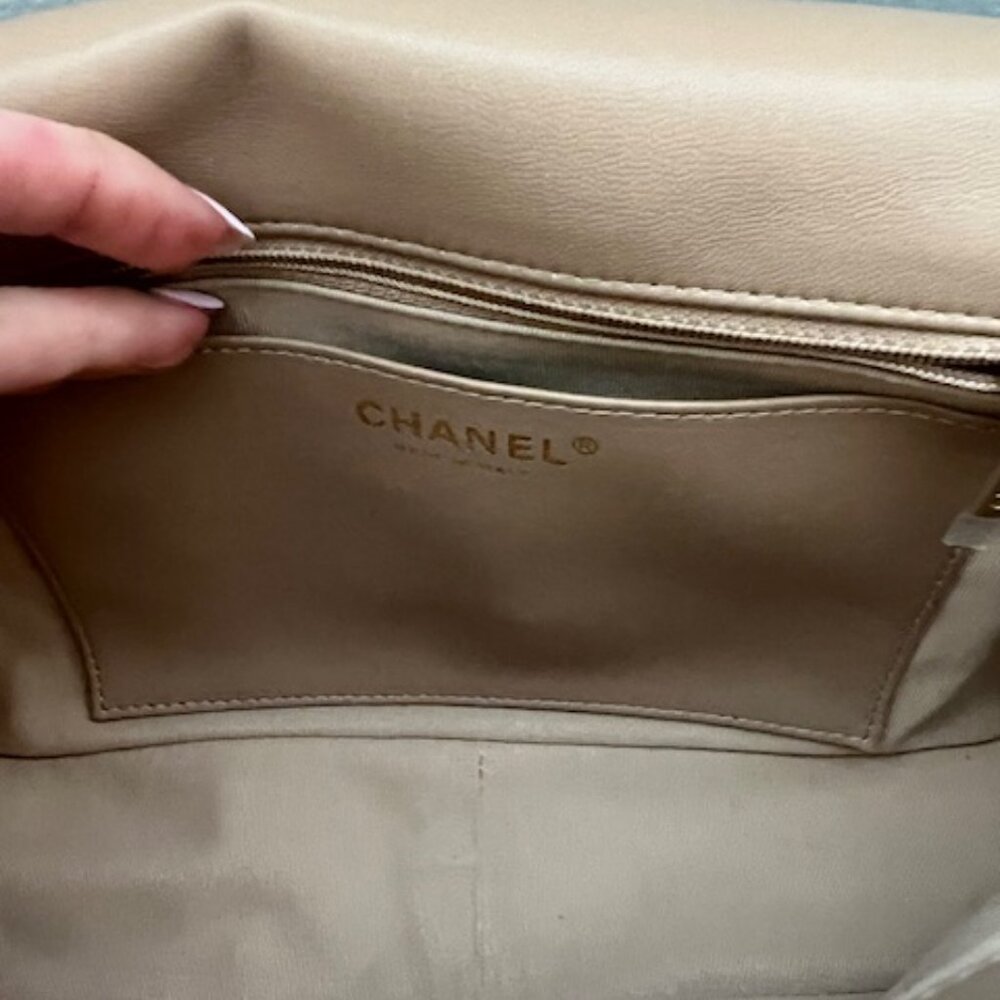 Chanel Funky Town Flap bag - Picture 11 of 16